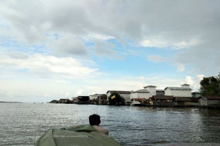 BMKG imbau nelayan waspadai gelombang tinggi di perairan selatan Kalimantan BMKG imbau nelayan waspadai gelombang tinggi di perairan selatan Kalimantan