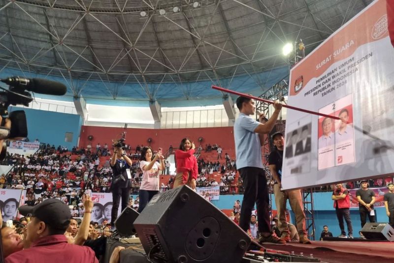 Round up hari ke-63 kampanye, para paslon semakin tebar visi dan misi Round up hari ke-63 kampanye, para paslon semakin tebar visi dan misi