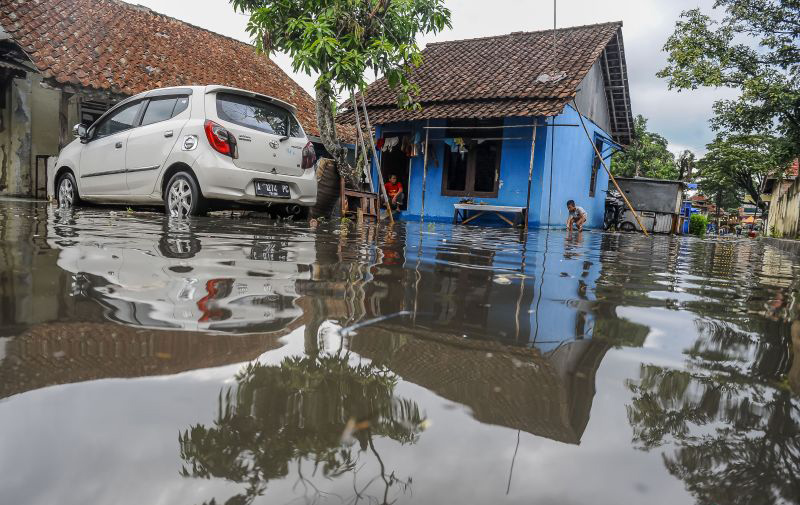 Hujan diprakirakan terjadi di sejumlah wilayah hingga awal Februari