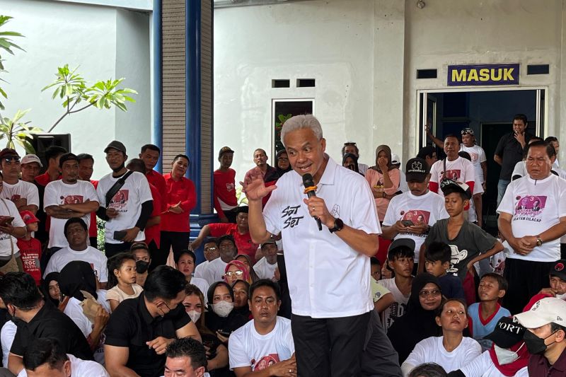 Ganjar sebut siap tenggelamkan kapal asing yang mencuri di laut Indonesia Ganjar sebut siap tenggelamkan kapal asing yang mencuri di laut Indonesia