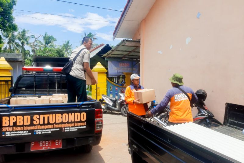 BPBD Situbondo kirim bantuan sembako untuk korban bencana Bondowoso BPBD Situbondo kirim bantuan sembako untuk korban bencana Bondowoso