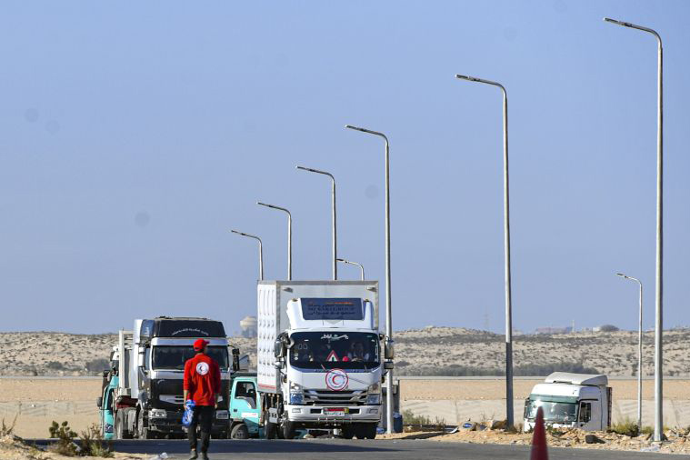 Empat staf medis Bulan Sabit Palestina tewas ditembak Israel di Gaza Empat staf medis Bulan Sabit Palestina tewas ditembak Israel di Gaza