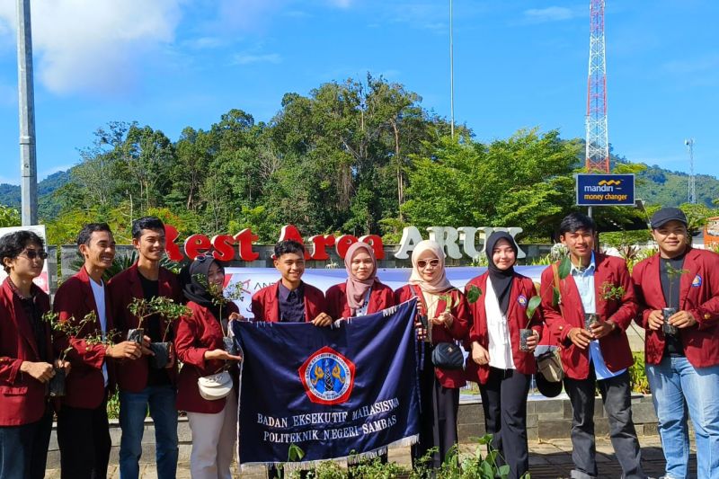 Mahasiswa perbatasan suarakan tolak politik uang di Pemilu 2024 Mahasiswa perbatasan suarakan tolak politik uang di Pemilu 2024