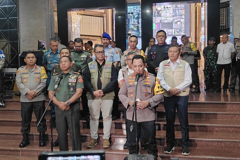 Kapolri sampaikan pengamanan tahun baru terlaksana aman dan lancar Kapolri sampaikan pengamanan tahun baru terlaksana aman dan lancar