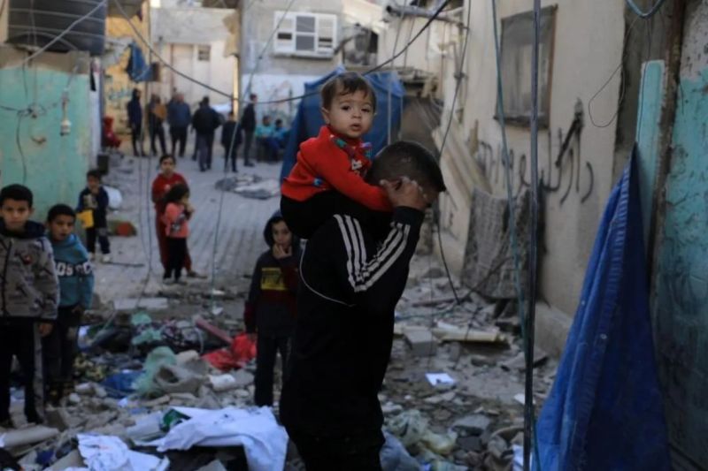 Jumlah pengungsi dari Gaza utara dan tengah capai 1,7 juta warga Jumlah pengungsi dari Gaza utara dan tengah capai 1,7 juta warga