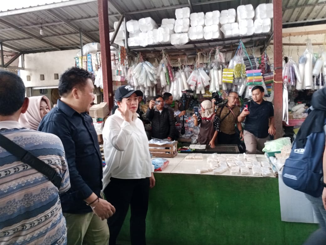 Puan Maharani harap Pasar Blauran II Salatiga bisa lebih baik Puan Maharani harap Pasar Blauran II Salatiga bisa lebih baik