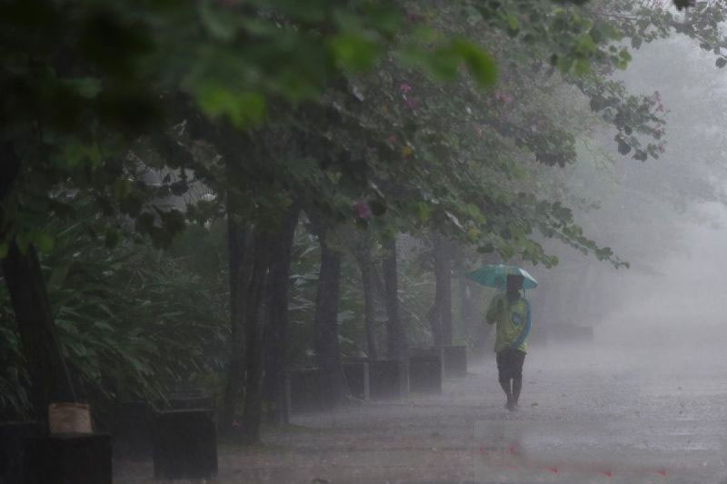 Hari ini sebagian Jakarta diprakirakan akan hujan ringan