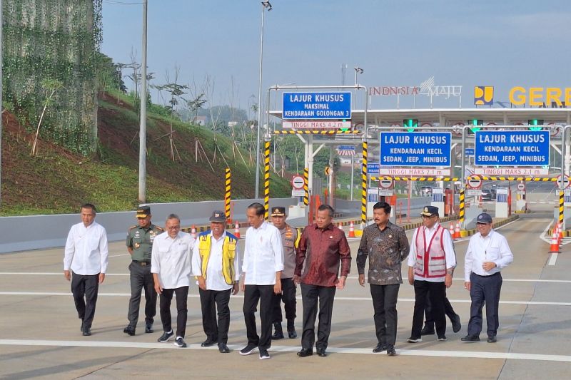 Jokowi sebut 42 PSN yang belum rampung pada 2024 tetap dilanjutkan Jokowi sebut 42 PSN yang belum rampung pada 2024 tetap dilanjutkan