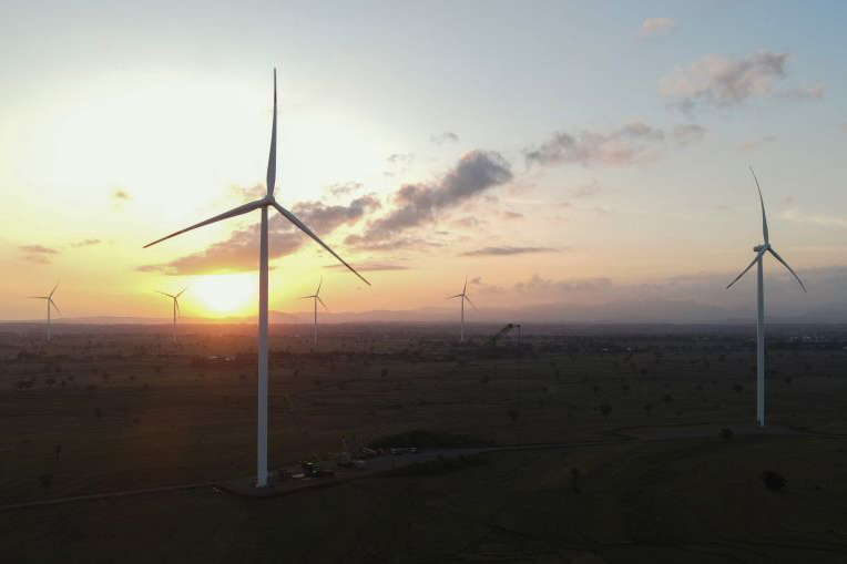 Transisi energi harus dilakukan untuk mencapai nol emisi karbon Transisi energi harus dilakukan untuk mencapai nol emisi karbon
