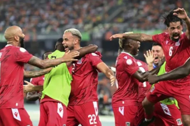 Guinea Khatulistiwa dan Nigeria lolos ke babak 16 besar Guinea Khatulistiwa dan Nigeria lolos ke babak 16 besar