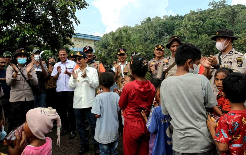 BNPB catat 5.464 orang mengungsi akibat erupsi Gunung Lewotobi