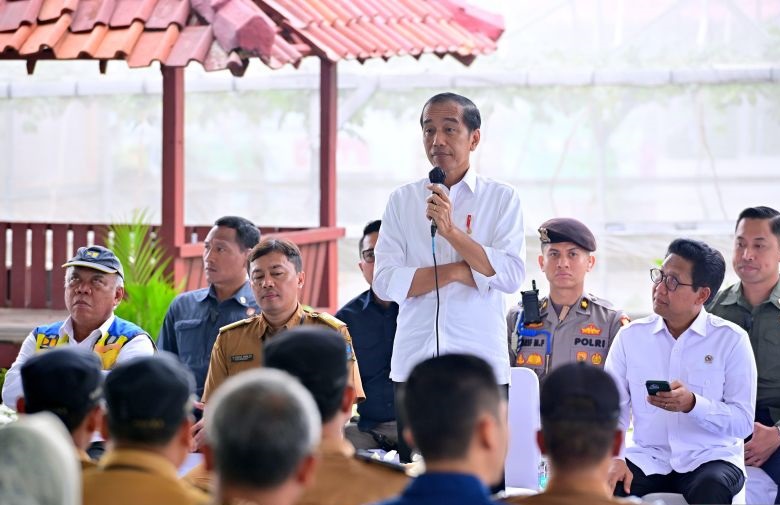 Presiden Jokowi temui kepala desa se-Kabupaten Serang Presiden Jokowi temui kepala desa se-Kabupaten Serang