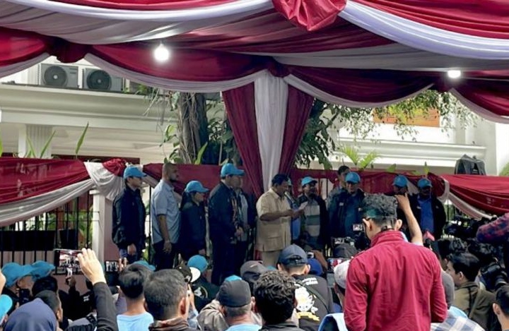 Ribuan nelayan sampaikan langsung dukung Prabowo-Gibran di Kertanegara