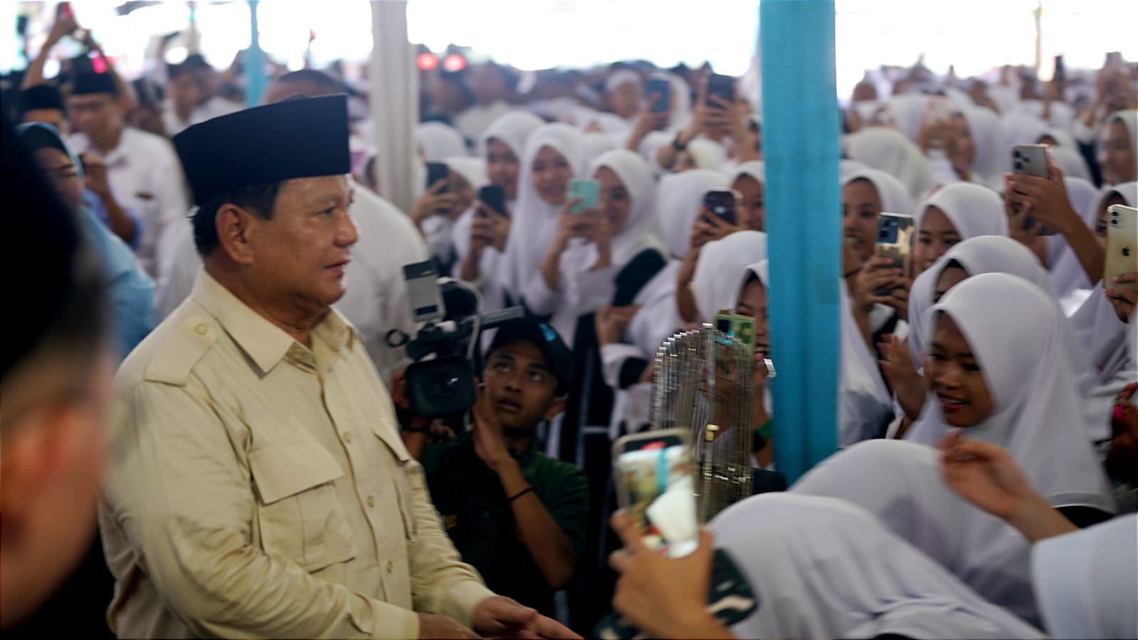 Dukungan akar rumput perbesar peluang Prabowo-Gibran menangkan Pilpres 2024 Dukungan akar rumput perbesar peluang Prabowo-Gibran menangkan Pilpres 2024