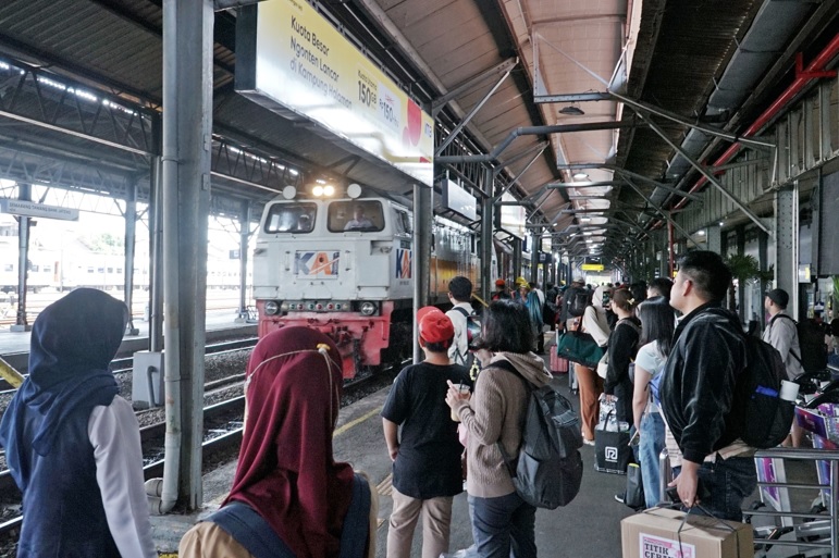 Jangan lewatkan bepergian dengan tiket murah kereta api Jangan lewatkan bepergian dengan tiket murah kereta api