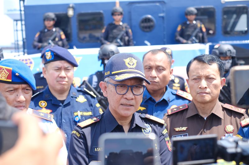 DJBC bantah isu pengenaan cukai tiket konser dan smartphone DJBC bantah isu pengenaan cukai tiket konser dan smartphone