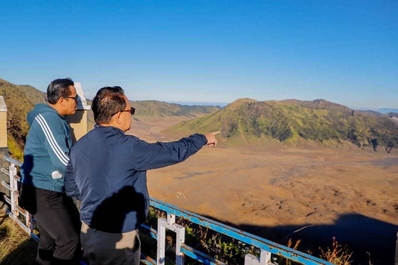 Pj Gubernur Jatim ajak wisatawan kunjungi negeri di atas awan Pj Gubernur Jatim ajak wisatawan kunjungi negeri di atas awan