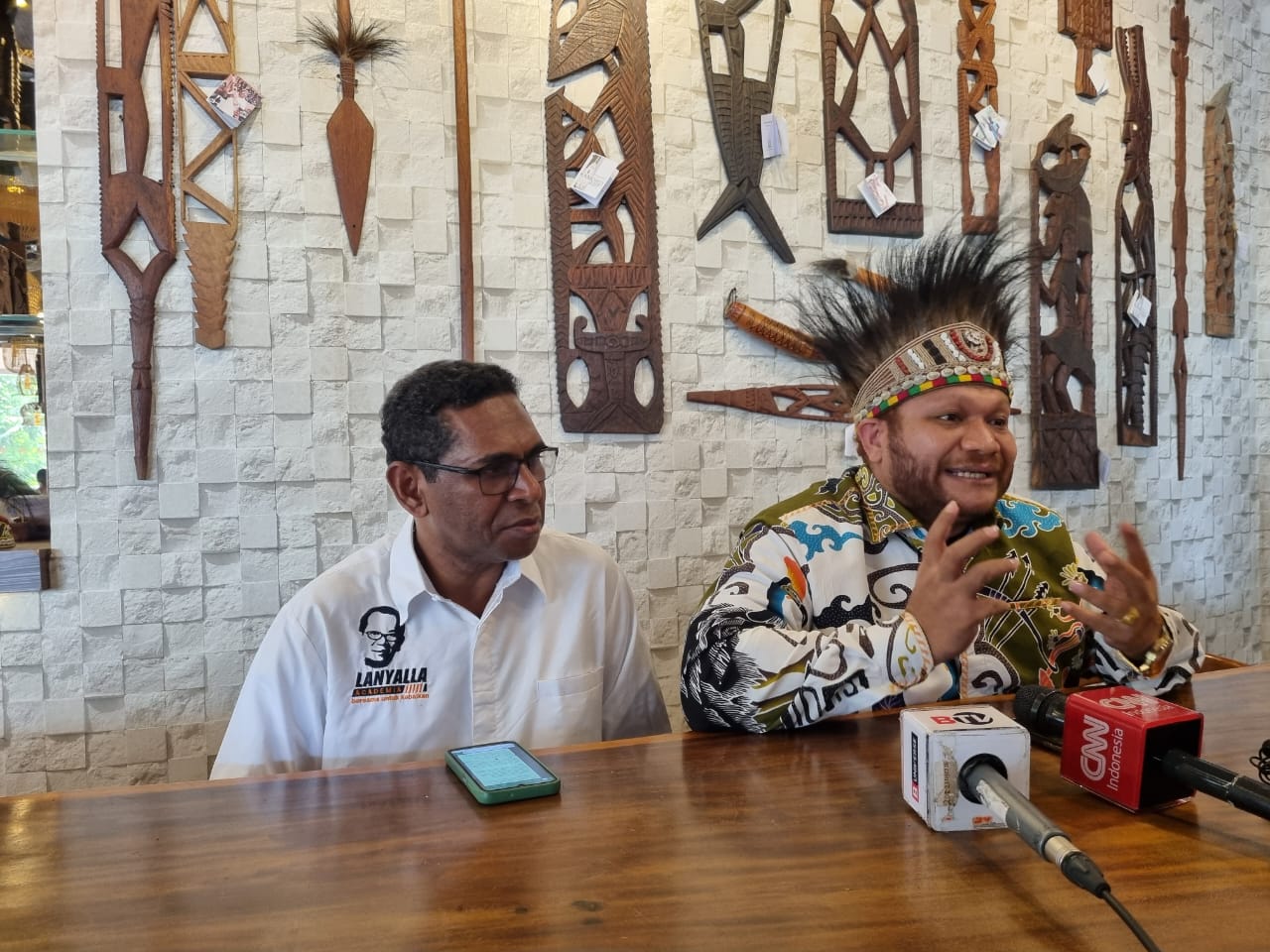 Senator Papua dukung paket LaNyalla dan Nono Sampono pimpin DPD RI Senator Papua dukung paket LaNyalla dan Nono Sampono pimpin DPD RI