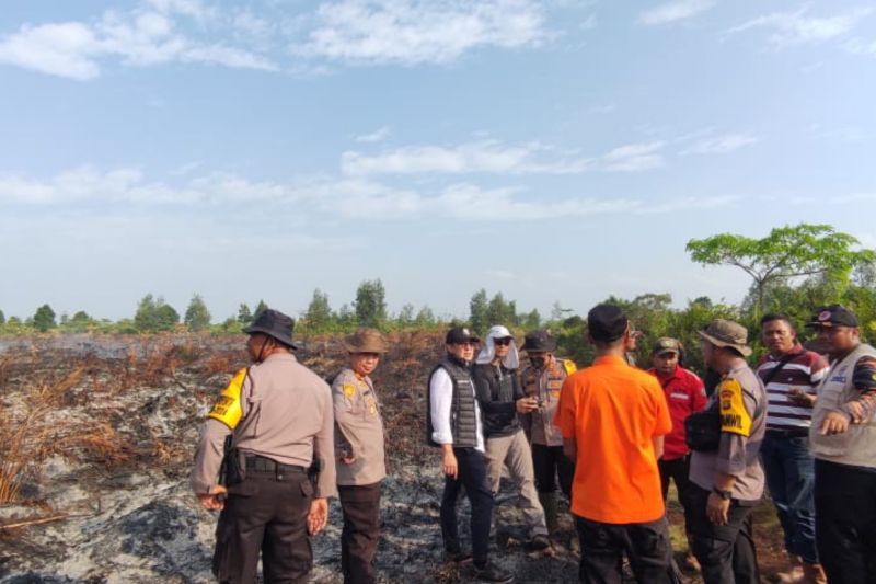 Polda Jambi cek titik panas di perbatasan Jambi-Sumsel Polda Jambi cek titik panas di perbatasan Jambi-Sumsel