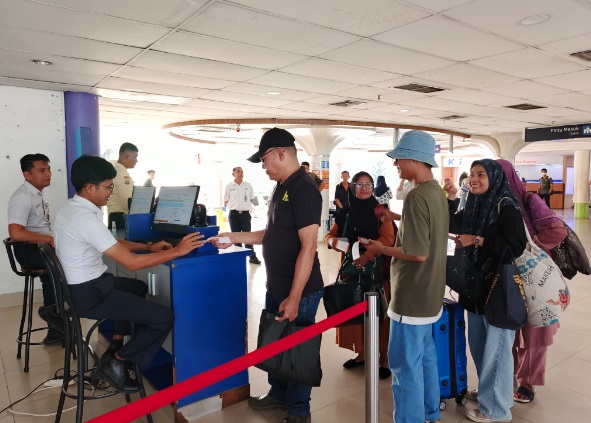 KAI Divre I Sumut berangkatkan 146 ribu lebih penumpang selama libur sekolah KAI Divre I Sumut berangkatkan 146 ribu lebih penumpang selama libur sekolah