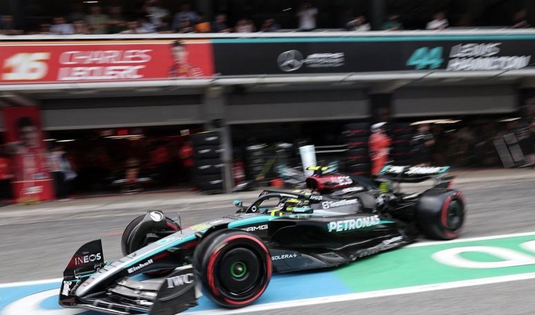 Hamilton dan Russell makin percaya diri berkat dua kemenangan Mercedes Hamilton dan Russell makin percaya diri berkat dua kemenangan Mercedes