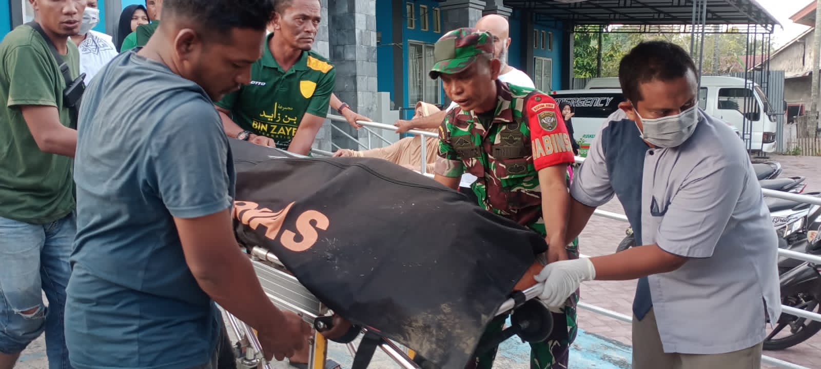 Korban tenggelam di Kuala KruengMane ditemukan, satu selamat dua meninggal Korban tenggelam di Kuala KruengMane ditemukan, satu selamat dua meninggal