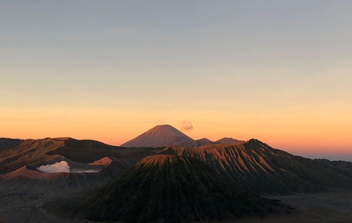 Musim kemarau, turis ke Bromo diminta waspadai kebakaran hutan
