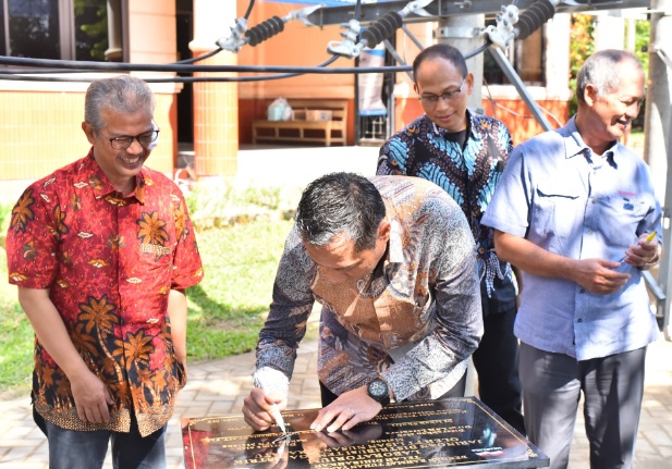 ITN Malang dapat hibah laboratorium jaringan distribusi tenaga listrik ITN Malang dapat hibah laboratorium jaringan distribusi tenaga listrik