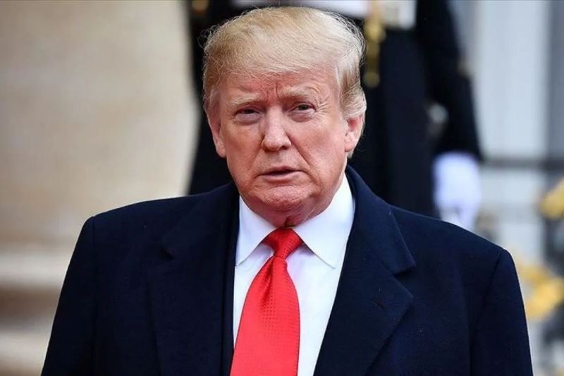 Trump tampil pertama kali di depan publik setelah percobaan pembunuhan Trump tampil pertama kali di depan publik setelah percobaan pembunuhan