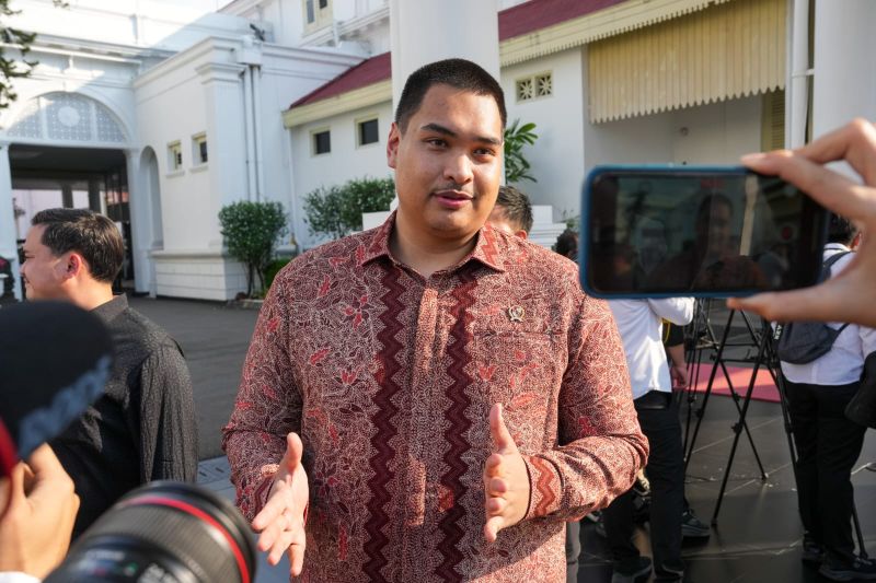 Menpora Dito berharap para atlet yang lolos ke Olimpiade ukir sejarah baru Menpora Dito berharap para atlet yang lolos ke Olimpiade ukir sejarah baru