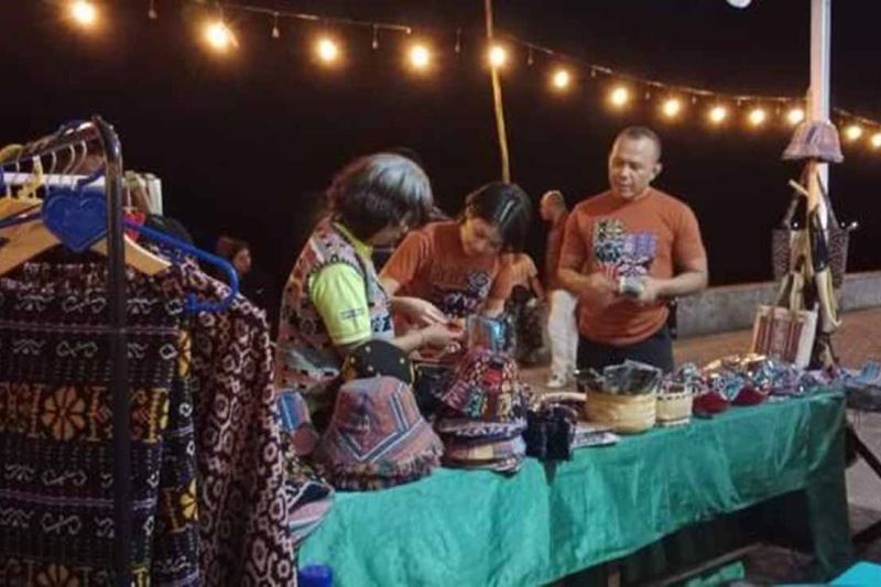 Festival Mini titik kumpul gerakan ekonomi di Larantuka, Flores Timur Festival Mini titik kumpul gerakan ekonomi di Larantuka, Flores Timur