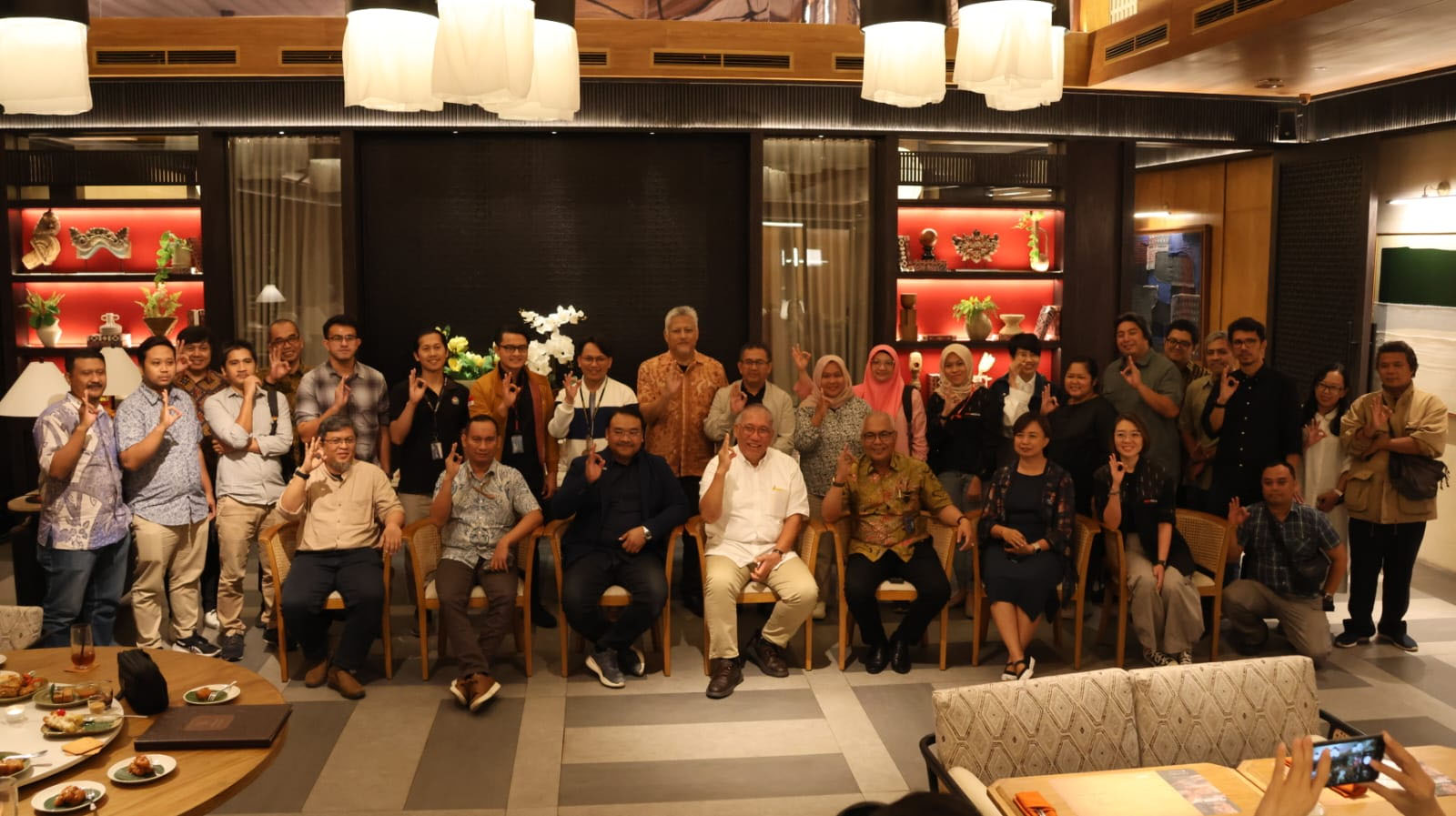 Perum BULOG pererat hubungan dengan media secara strategis Perum BULOG pererat hubungan dengan media secara strategis