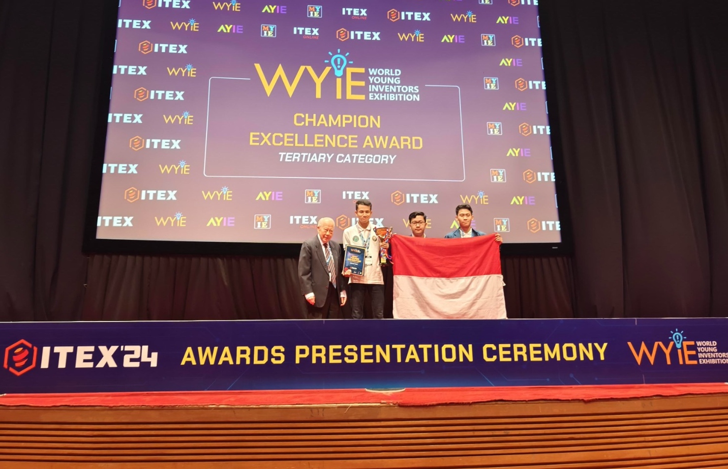 Mahasiswa Undip raih penghargaan di ajang World Young Inventors Exhibition 2024 Mahasiswa Undip raih penghargaan di ajang World Young Inventors Exhibition 2024