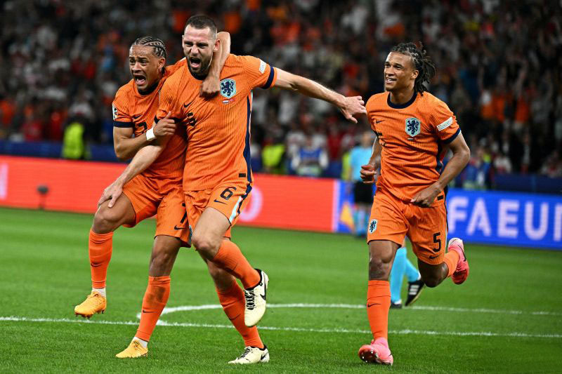 Belanda tantang Inggris dalam semifinal setelah singkirkan Turki 2-1