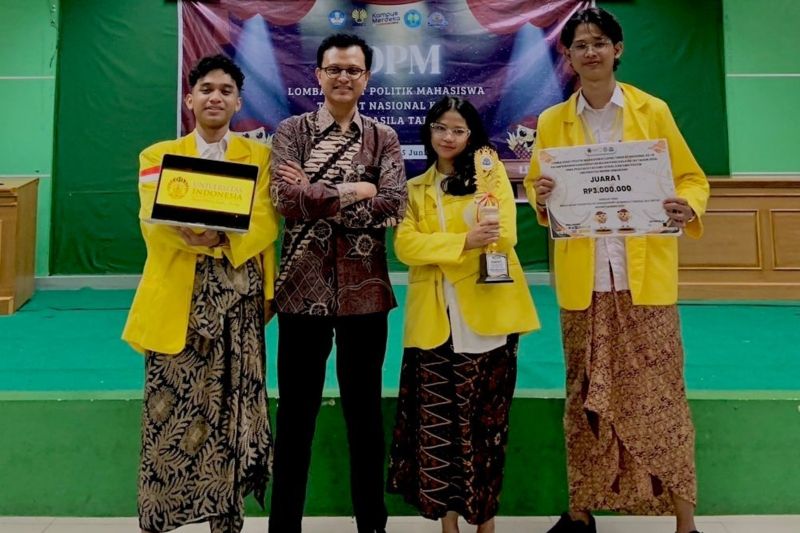 Mahasiswa UI raih juara pertama lomba debat politik