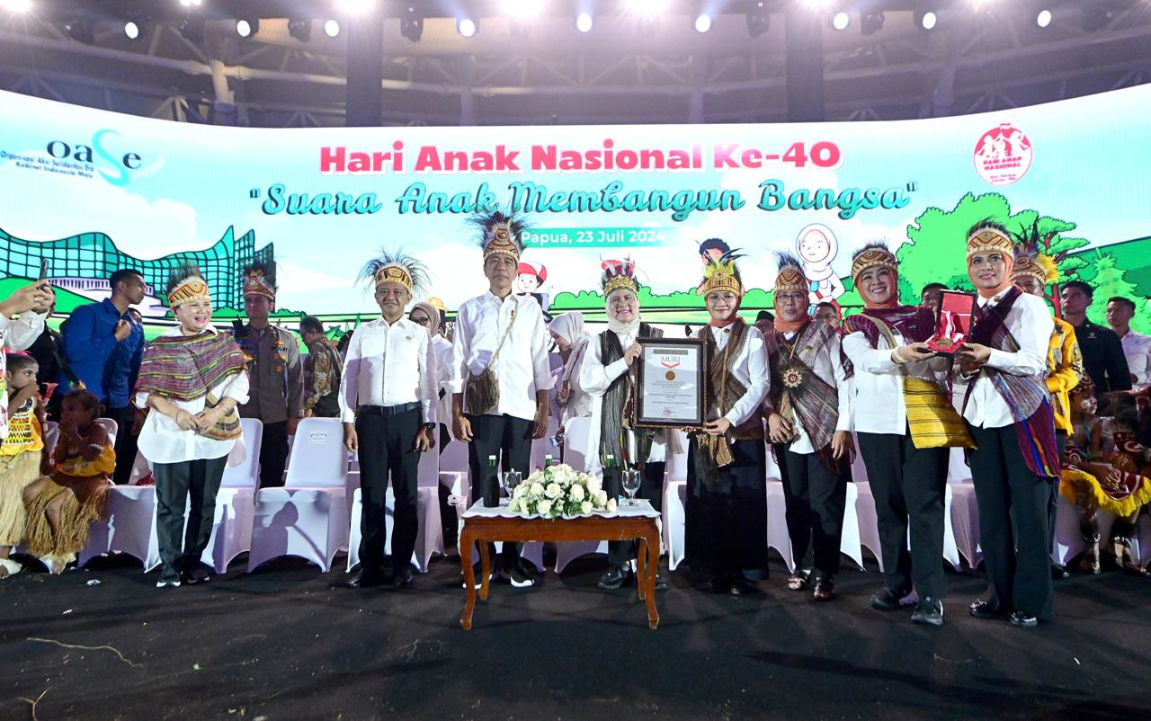 Presiden Jokowi minta anak Indonesia rajin belajar Presiden Jokowi minta anak Indonesia rajin belajar