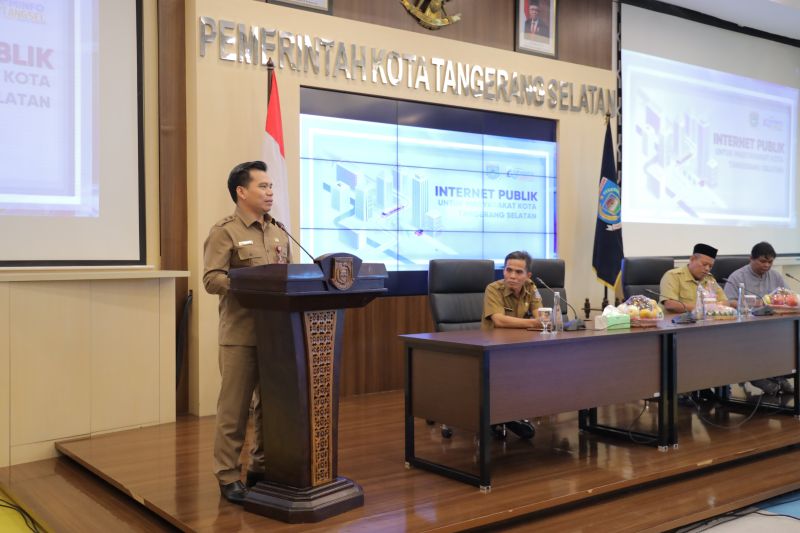 Pusat belajar masyarakat di Tangsel dipasangi internet gratis Pusat belajar masyarakat di Tangsel dipasangi internet gratis