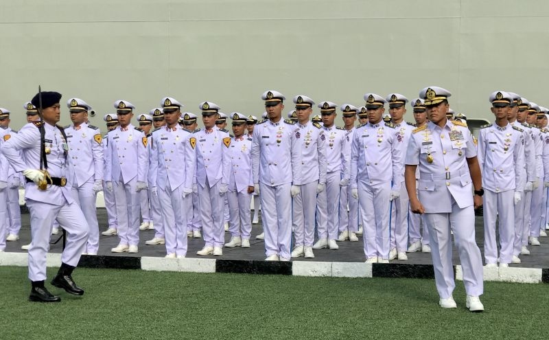 TNI AL siapkan kapal LPD untuk angkut pasukan upacara HUT RI di IKN TNI AL siapkan kapal LPD untuk angkut pasukan upacara HUT RI di IKN