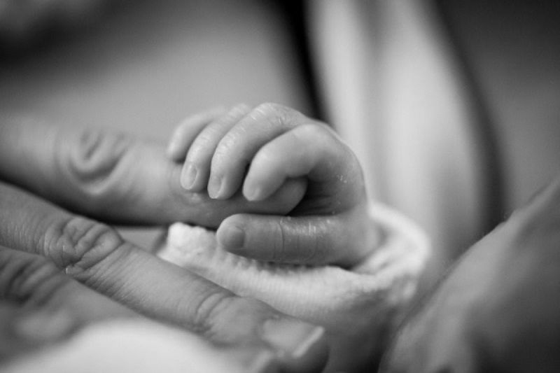 Perbedaan baby blues dengan depresi seusai melahirkan Perbedaan baby blues dengan depresi seusai melahirkan