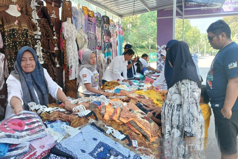UMKM Borobudur ramai pengunjung di masa libur sekolah