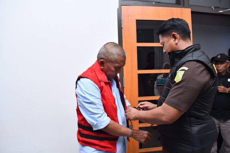 Polisi amankan senjata api milik mantan penjabat bupati Bandung Barat Polisi amankan senjata api milik mantan penjabat bupati Bandung Barat