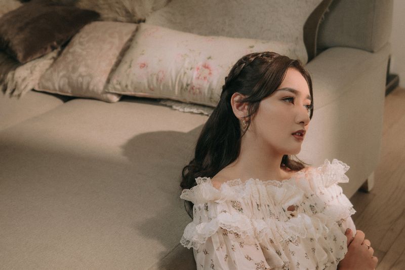 Meiska ajak pendengar cintai diri sendiri lewat album Hanya Figuran Meiska ajak pendengar cintai diri sendiri lewat album Hanya Figuran
