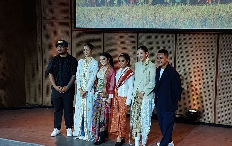 Djarum Foundation angkat keindahan kebaya dalam karya sinematografi Djarum Foundation angkat keindahan kebaya dalam karya sinematografi