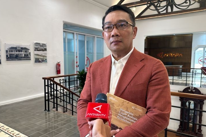 RK usai wacana Kaesang-Jusuf Hamka: Jabar mudah, Jakarta tidak masalah RK usai wacana Kaesang-Jusuf Hamka: Jabar mudah, Jakarta tidak masalah