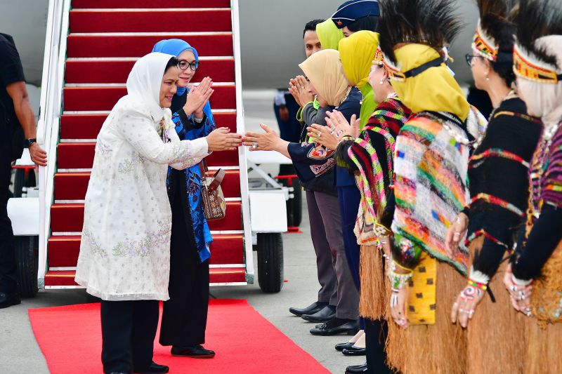 Iriana Jokowi dan Wury Maruf Amin hadiri peringatan HAN di Papua esok Iriana Jokowi dan Wury Maruf Amin hadiri peringatan HAN di Papua esok
