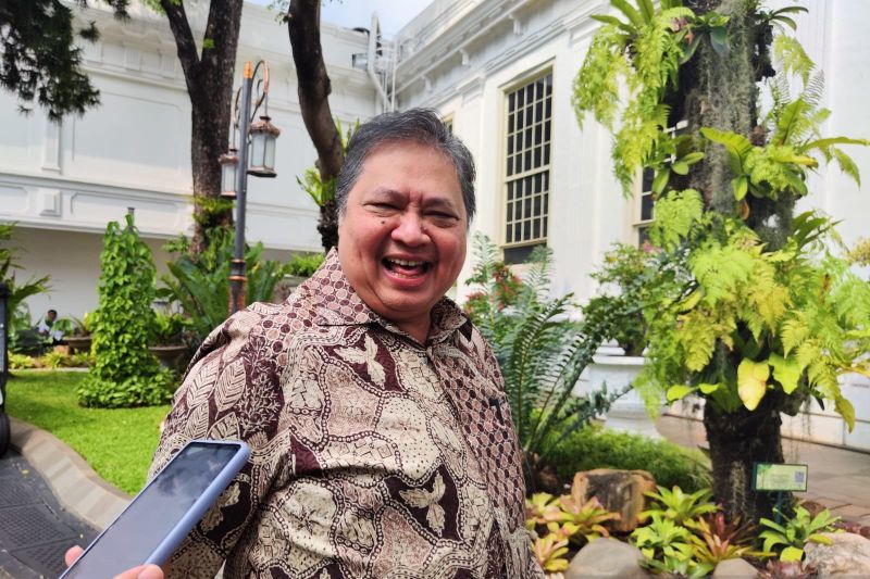 Presiden Jokowi kumpulkan para menteri bahas kebijakan HGBT Presiden Jokowi kumpulkan para menteri bahas kebijakan HGBT