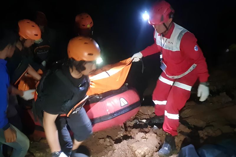 Tim SAR temukan korban tenggelam di Danau Proyek Citra