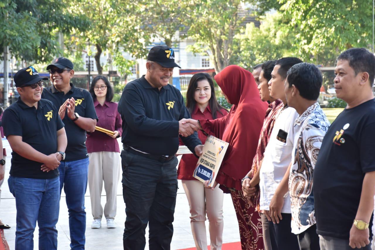 Ratusan insan koperasi Jawa Tengah ikuti Hari Koperasi ke 77 di Salatiga Ratusan insan koperasi Jawa Tengah ikuti Hari Koperasi ke 77 di Salatiga