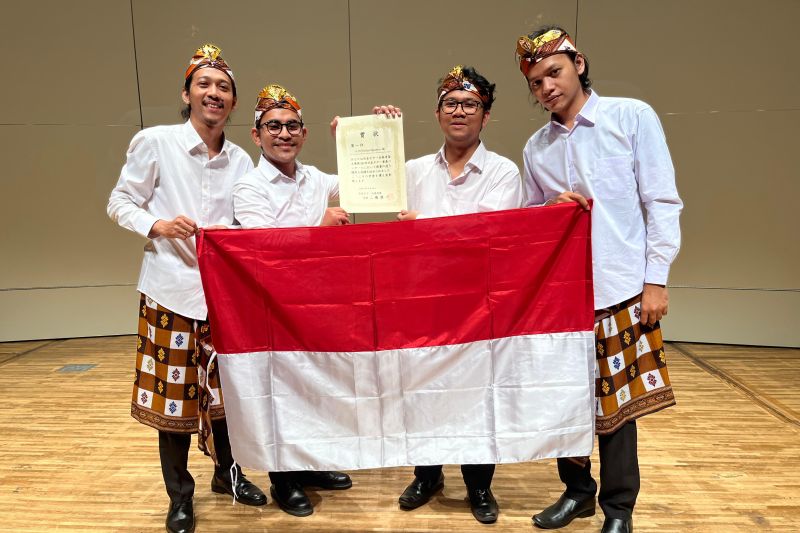 Guitar Quartet 4.13 harumkan nama Indonesia di negeri Sakura