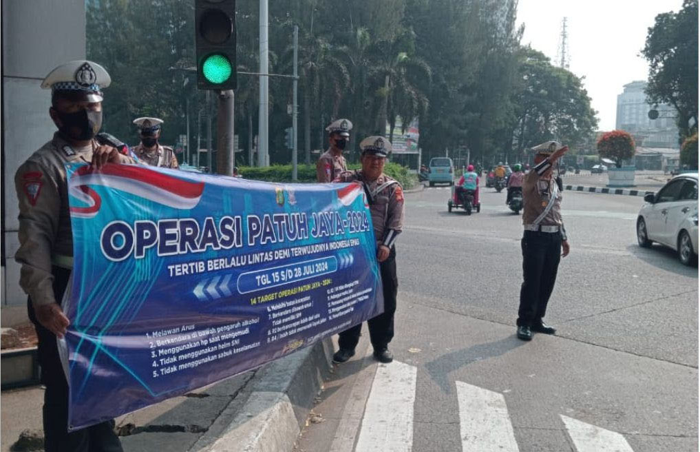 Hari terakhir Operasi Patuh 2024, sebanyak 2800 tilang ETLE dikirim ke alamat pelanggar Hari terakhir Operasi Patuh 2024, sebanyak 2800 tilang ETLE dikirim ke alamat pelanggar